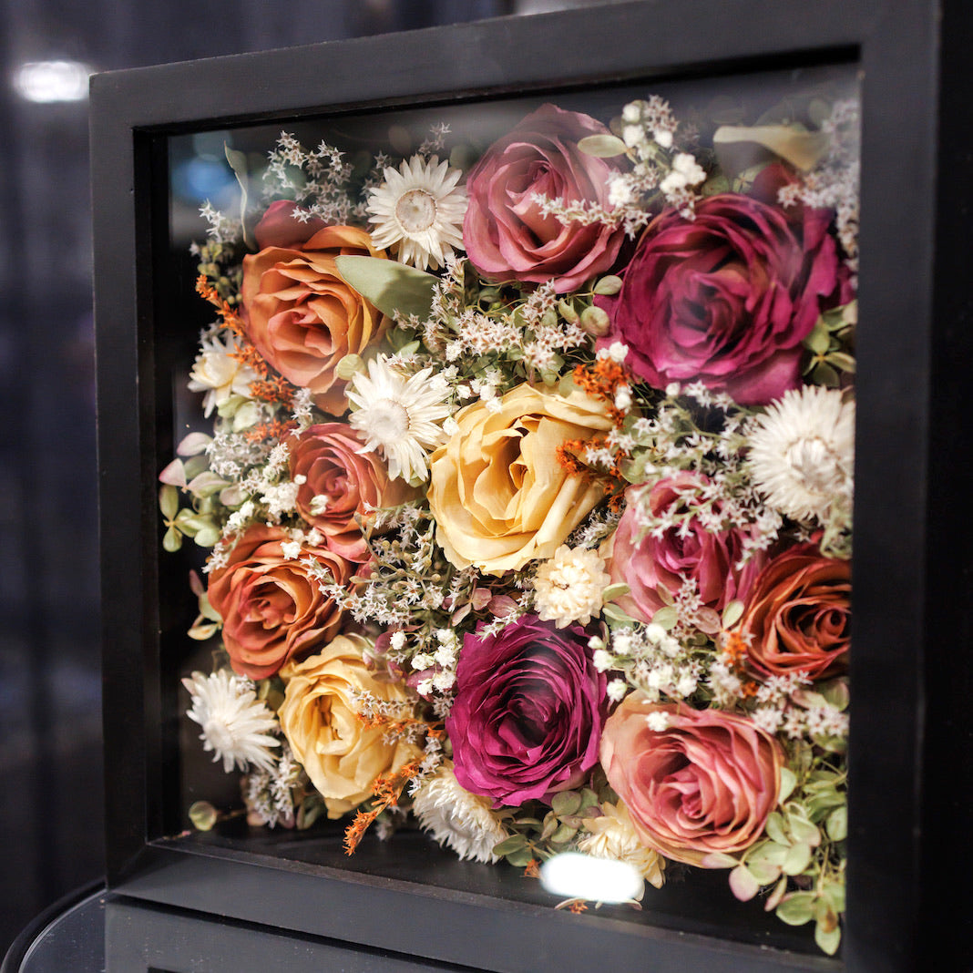 fresh-flower-bridal-wedding-bouquet-preservation-black-shadow-box-dried-flowers-forever-roses