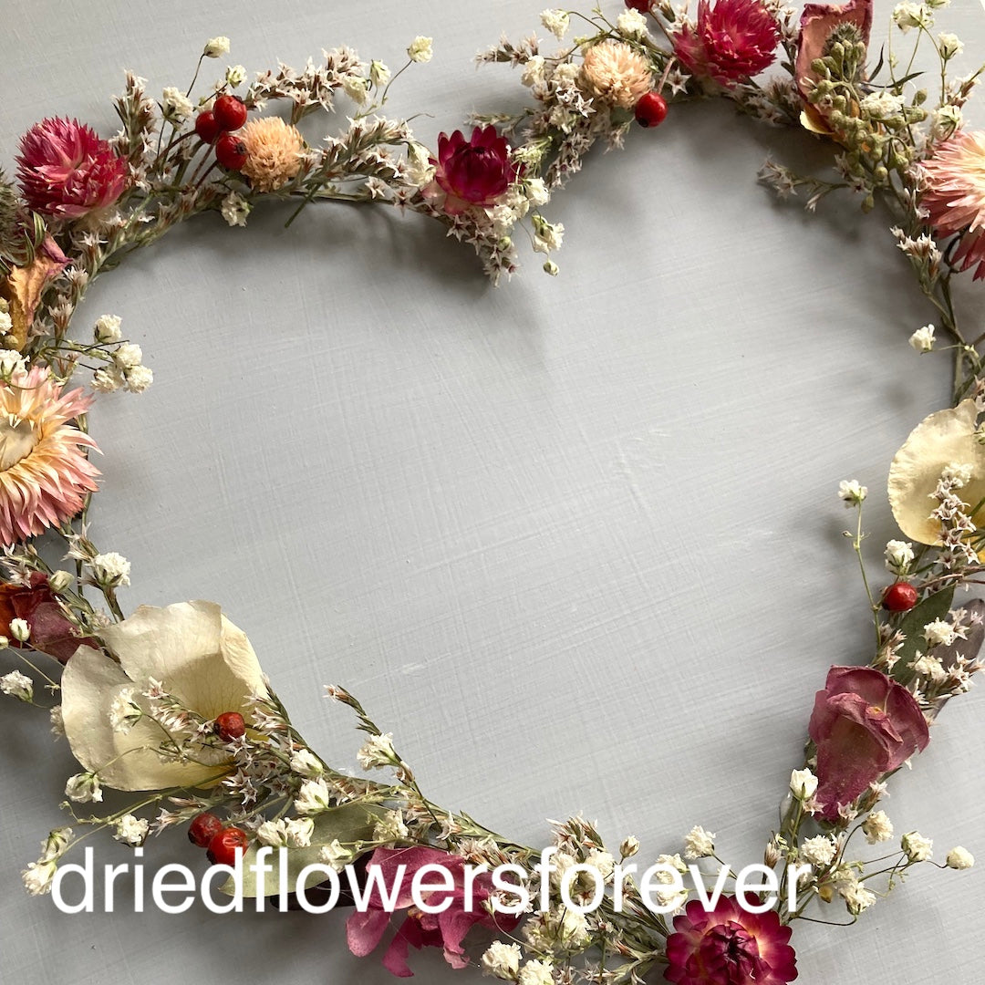 preserved memorial memory heart flowers fresh funeral celebration of life shadow box