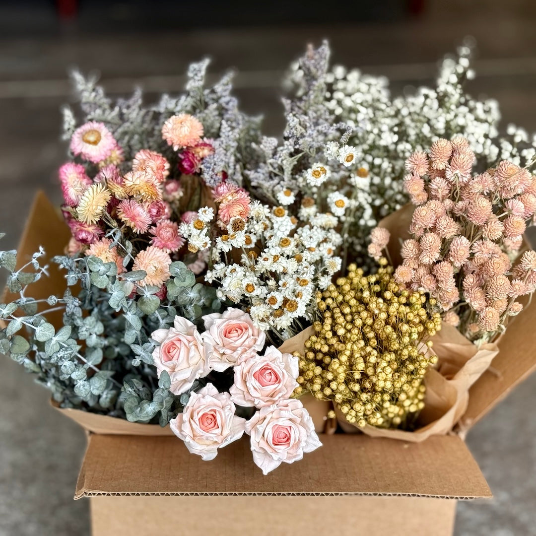 diy-bulk-dried-flowers-pink-peach-blush-wedding